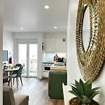 Charming And Modern With Balcony 2 Min Old Town *